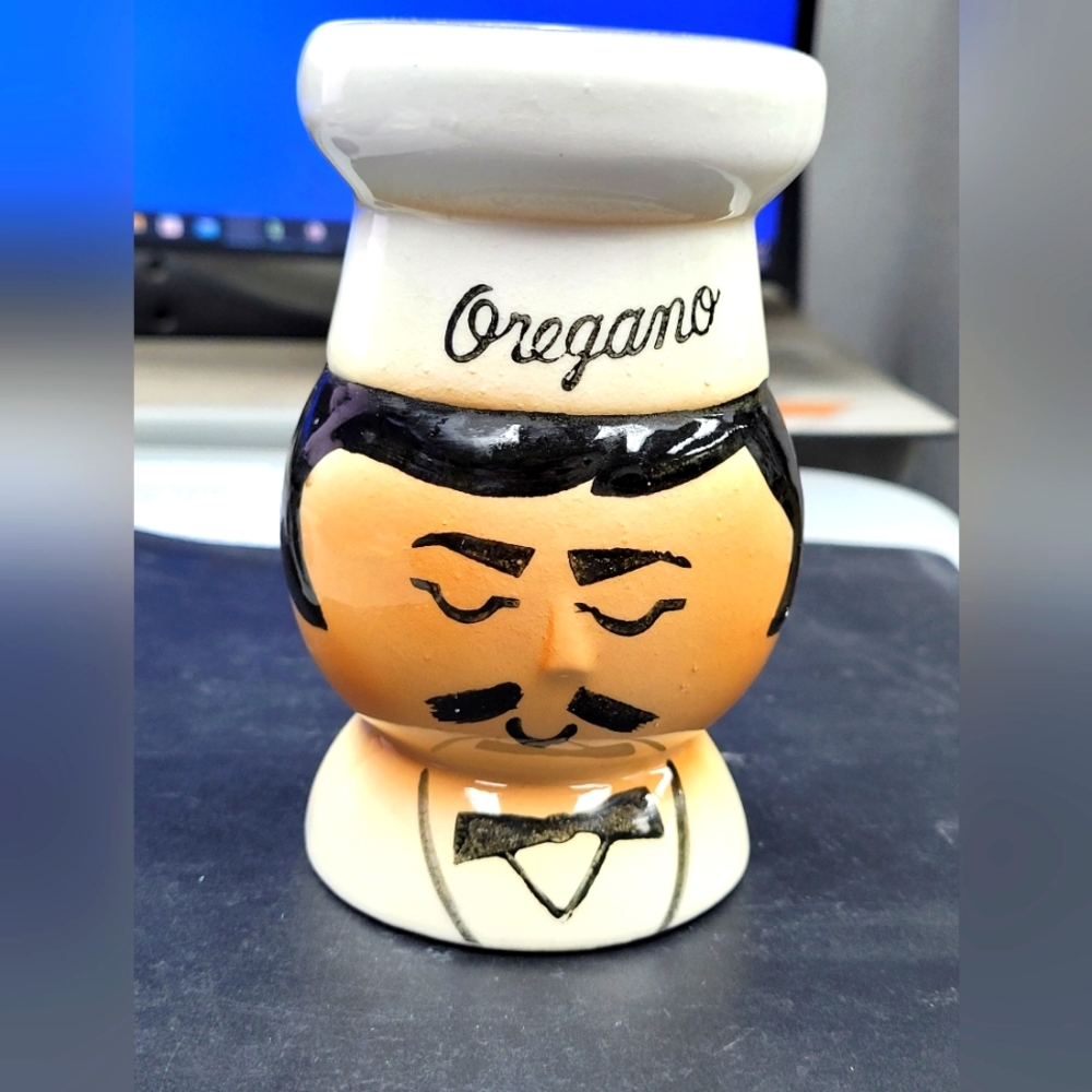 Vintage V.G. Inc. Chef Oregano Shaker